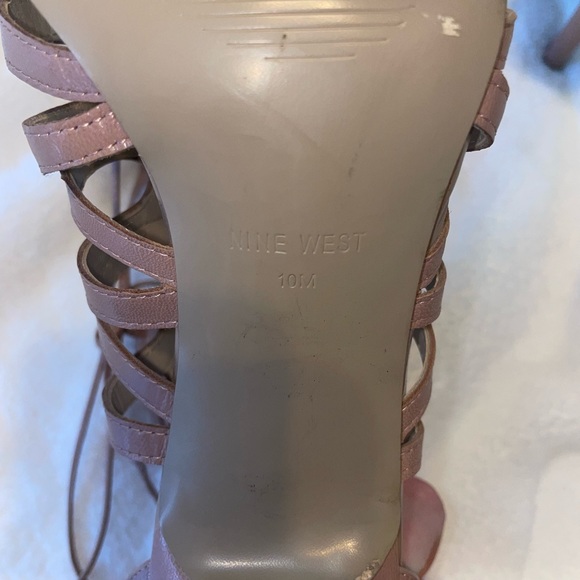 ‼️SOLD‼️ Nine West Heels - Picture 6 of 10